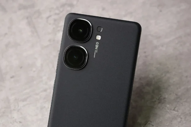 iQOO Neo 10