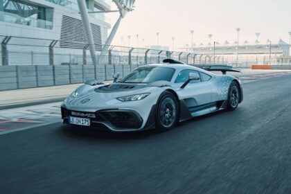 Mercedes-AMG One superautomobilis
